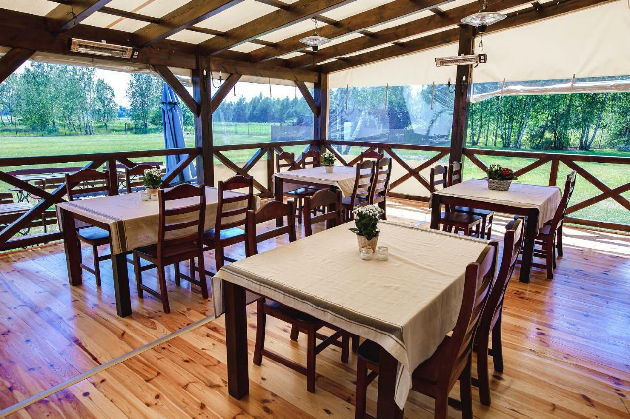 Bed and Breakfast Dwor Klembow Klembow Koscielny Exterior foto